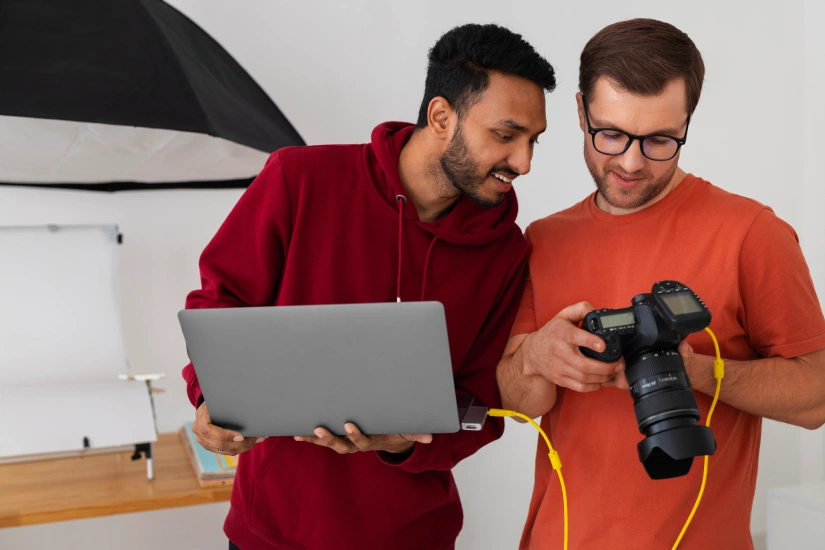 Online or Offline – Which is More Convenient and Safe to Sell Second-hand Cameras