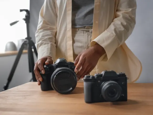 ขายกล้องมือสองและช่วยป้องกันไม่ให้สูญเสียมูลค่าทางการเงินของมัน